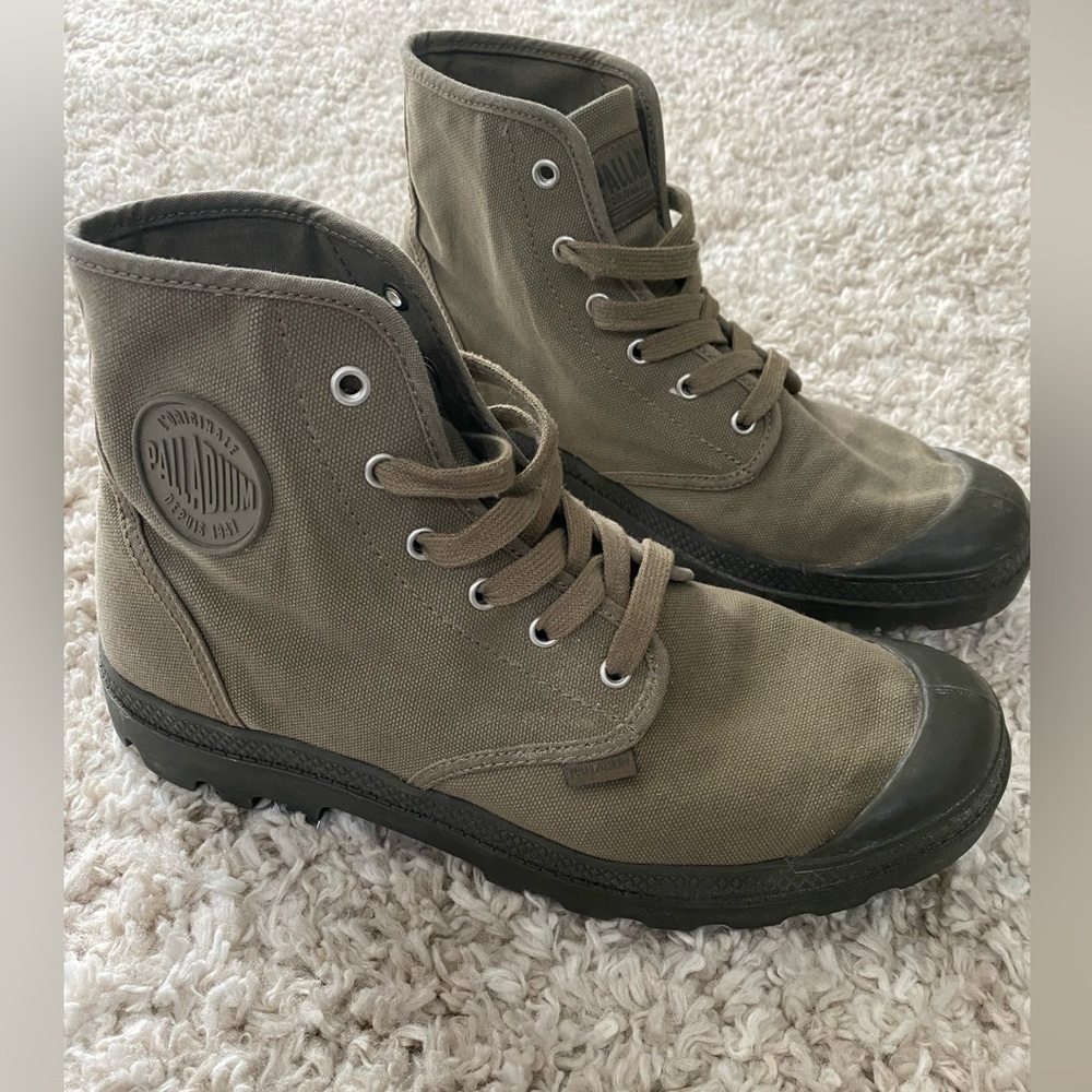 Men’s Size 10 PALLADIUM Pampa Boots